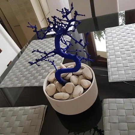86 Avenue Des Bois Apartment