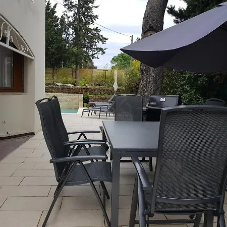 86 Avenue Des Bois Daire *
